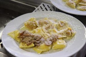 trattoria parma - tortelli di patate e funghi